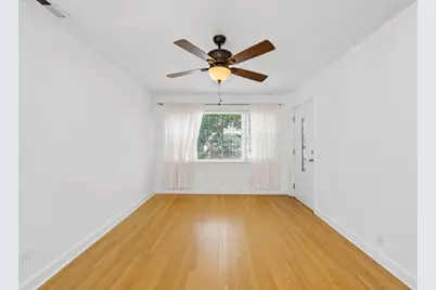 2231 N 75th Avenue, Elmwood Park, IL 60707 - Photo 8