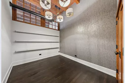 520 W Huron Street #612, Chicago, IL 60654 - Photo 10