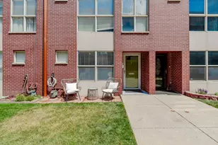 6957 N Western Ave, Chicago, IL 60645 - Photo 2