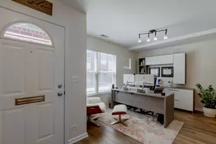 6957 N Western Ave, Chicago, IL 60645 - Photo 10
