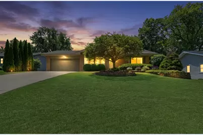 2313 Carriage Lane, Lindenhurst, IL 60046 - Photo 1