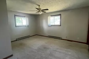136 N St Louis St, Elwood, IL 60421 - Photo 12