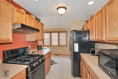 1541 Mallards Cove, Beecher, IL 60401 - Photo 8