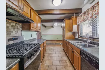 1911 Ash Court, Aurora, IL 60506 - Photo 12