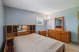 26 Hawthorne Ln, Streamwood, IL 60107 - Photo 18