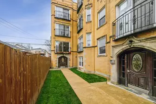 3914 N Kedvale Ave, Chicago, IL 60641 - Photo 2
