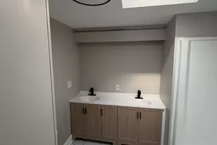 87 12th Ave, Bartlett, IL 60103 - Photo 10