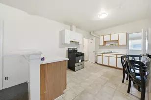 2643 S Hillock Ave, Chicago, IL 60608 - Photo 28