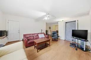 2643 S Hillock Ave, Chicago, IL 60608 - Photo 4