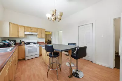 2643 S Hillock Avenue, Chicago, IL 60608 - Photo 10
