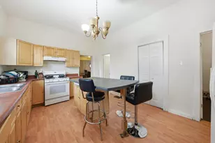 2643 S Hillock Ave, Chicago, IL 60608 - Photo 10
