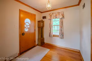 801 Lawnwood Ave, Dekalb, IL 60115 - Photo 8