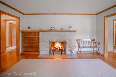 801 Lawnwood Avenue, Dekalb, IL 60115 - Photo 10