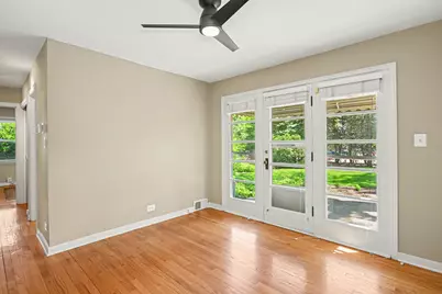 325 Lambert Road, Glen Ellyn, IL 60137 - Photo 16