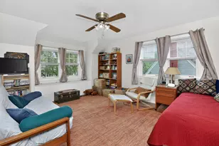 319 E Jefferson Ave, Wheaton, IL 60187 - Photo 12
