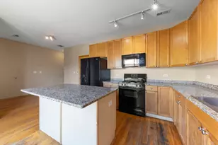 3246 W Warren Blvd, Chicago, IL 60624 - Photo 6