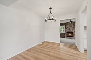715 Evergreen Ct, Romeoville, IL 60446 - Photo 6