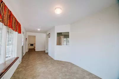 223 E Mulberry Street, Watseka, IL 60970 - Photo 10