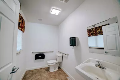 223 E Mulberry Street, Watseka, IL 60970 - Photo 14
