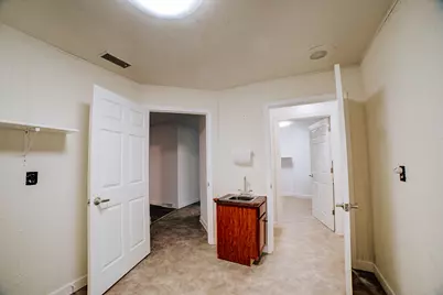 223 E Mulberry Street, Watseka, IL 60970 - Photo 20