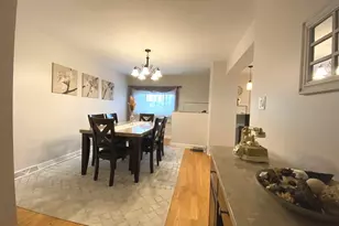 4528 Grace St, Schiller Park, IL 60176 - Photo 10