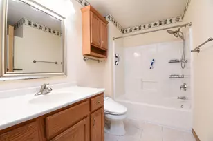 5096 Welsh Rd, Rockford, IL 61107 - Photo 14