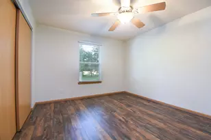 5096 Welsh Rd, Rockford, IL 61107 - Photo 12