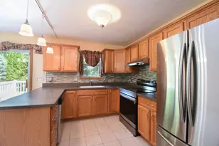 5096 Welsh Rd, Rockford, IL 61107 - Photo 8