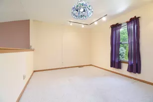 5096 Welsh Rd, Rockford, IL 61107 - Photo 18