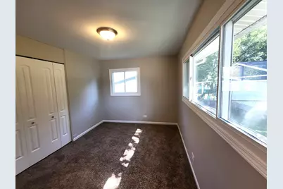 18455 W Meadow Lane, Gurnee, IL 60031 - Photo 12