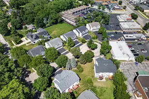 711 Red Oak Ct, Naperville, IL 60563 - Photo 26