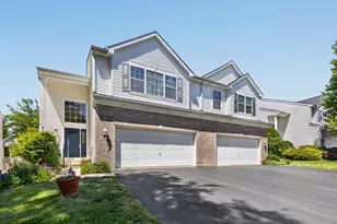 711 Red Oak Ct, Naperville, IL 60563 - Photo 1