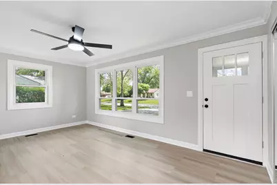 2204 Hawk Lane, Rolling Meadows, IL 60008 - Photo 2