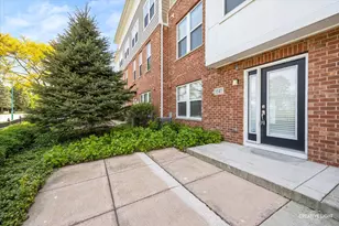 3547 Mulligan Dr, Woodridge, IL 60517 - Photo 2