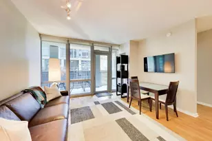160 E Illinois St, Chicago, IL 60611 - Photo 4