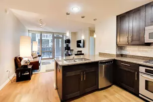 160 E Illinois St, Chicago, IL 60611 - Photo 2