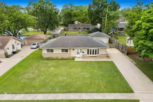75 Kingman Ln, Hoffman Estates, IL 60169 - Photo 18