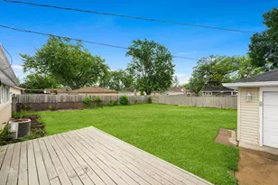 75 Kingman Ln, Hoffman Estates, IL 60169 - Photo 16