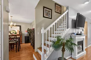 817 Adrienne Ave, Ottawa, IL 61350 - Photo 2