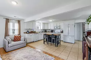 14624 Kenton Ave, Midlothian, IL 60445 - Photo 2