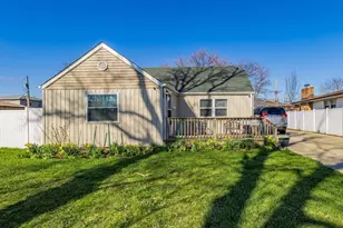 14624 Kenton Ave, Midlothian, IL 60445 - Photo 1