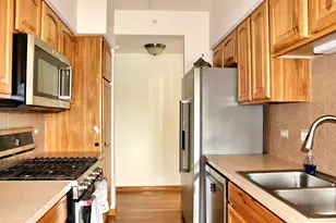 3401 N Carriageway Dr, Arlington Heights, IL 60004 - Photo 8