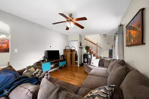 221 N Mill St, Naperville, IL 60540 - Photo 8