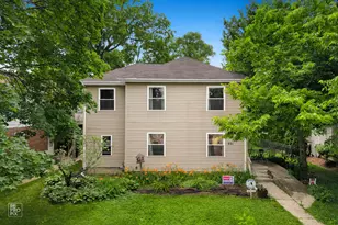 221 N Mill St, Naperville, IL 60540 - Photo 2