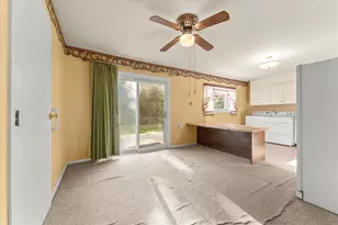 1010 Scottsdale Dr, Champaign, IL 61821 - Photo 12