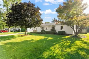 1010 Scottsdale Dr, Champaign, IL 61821 - Photo 6