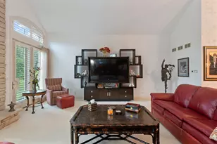 6650 White Pine Way, Libertyville, IL 60048 - Photo 10