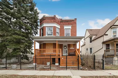 912 N Latrobe Avenue, Chicago, IL 60651 - Photo 1