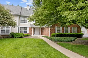5S560 Paxton Dr, Naperville, IL 60563 - Photo 1