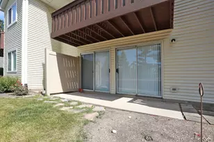 675 Greenfield Ct, Bartlett, IL 60103 - Photo 18